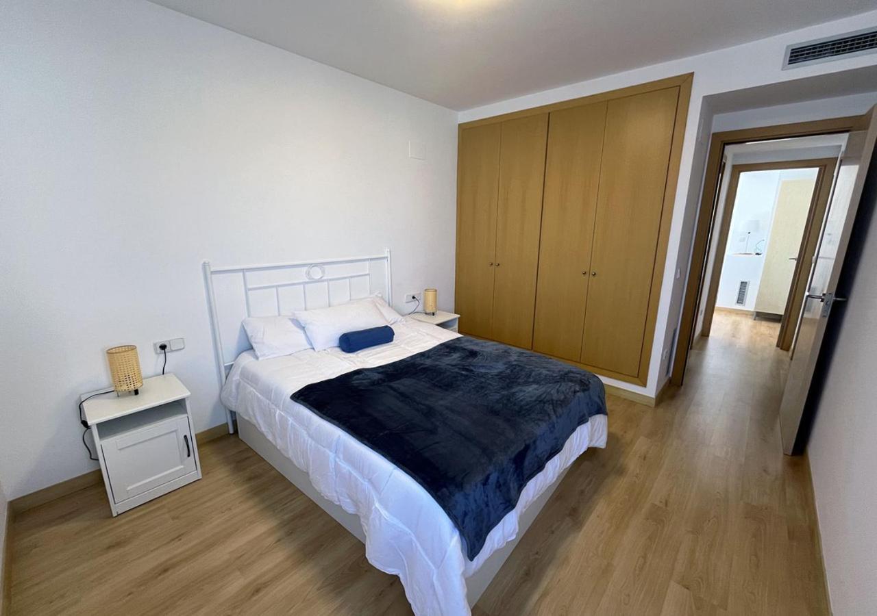 2-Bedroom Brand New Apartment Steps From The Beach Llançà Extérieur photo